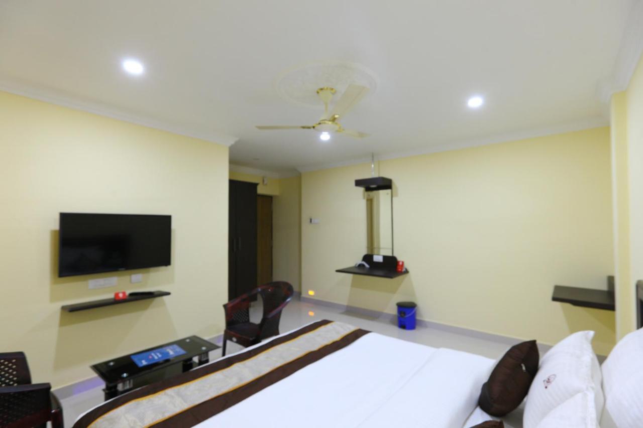 Salbala Inn - Near Alrport Chennai Exterior foto